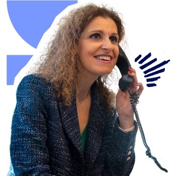 Ketty SOUED on the phone