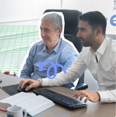 Maurice et Jérémy SOUED travaillant à edux sur leur DAF externalisé