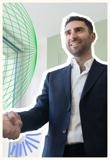 Jérémy SOUED serrant la main à un client